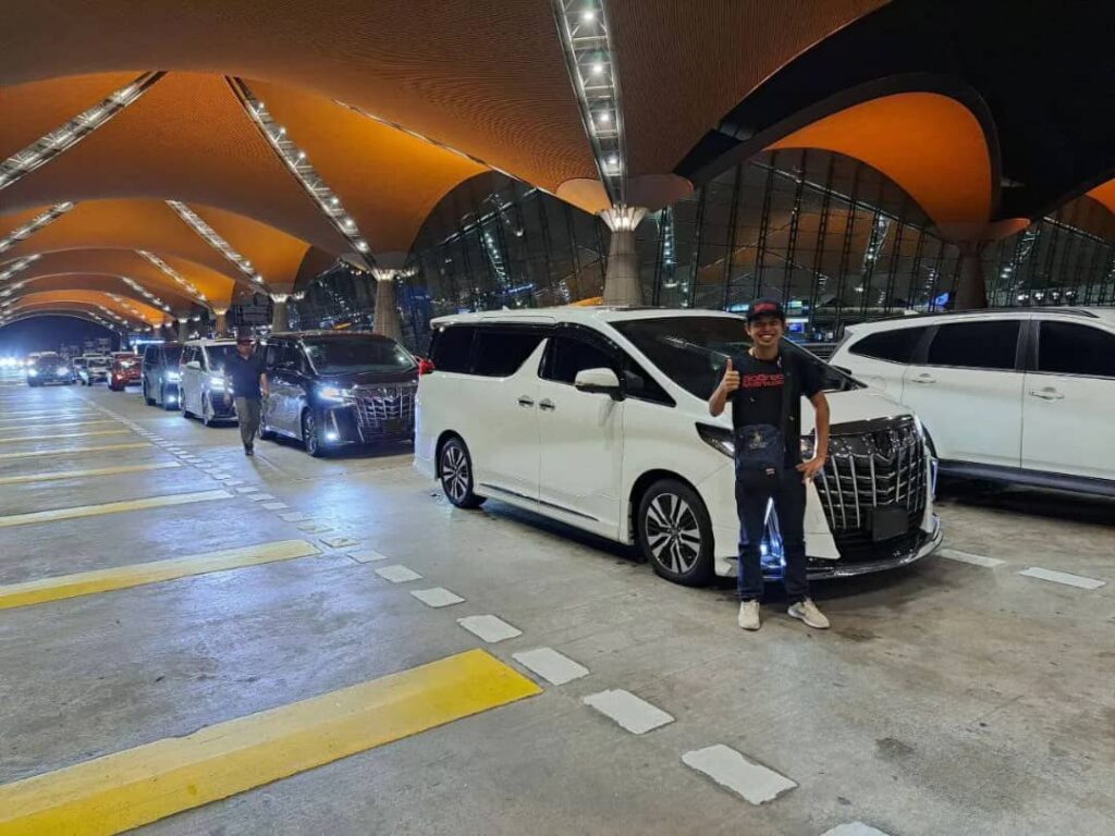 e58fb3f3-5e3a-42cf-a2a8-b809b85a1dbf