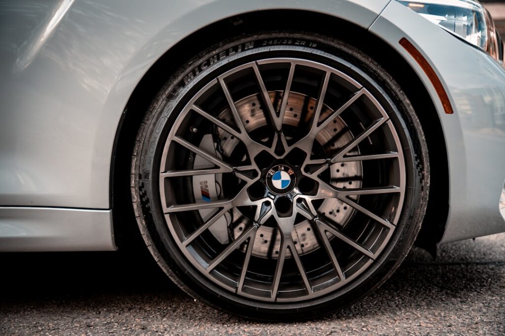 Photo Luxury vehicle